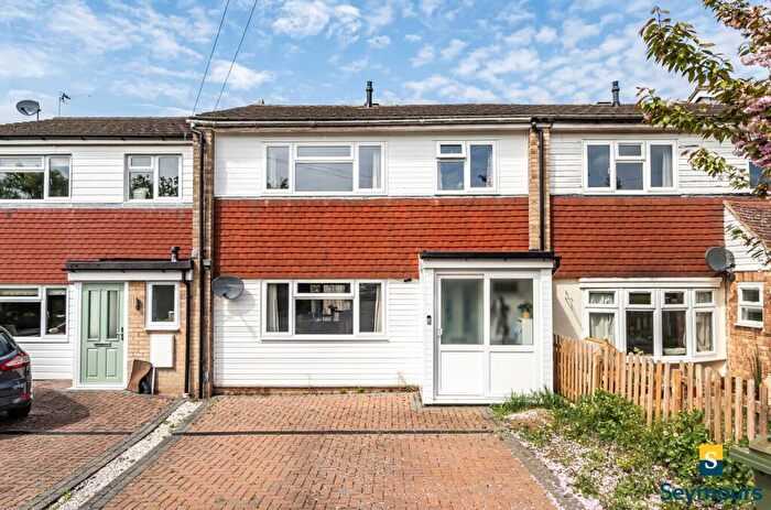 4 Bedroom Terraced House For Sale In Penny Drive, Wood Street Village, Guildford, Surrey, GU3