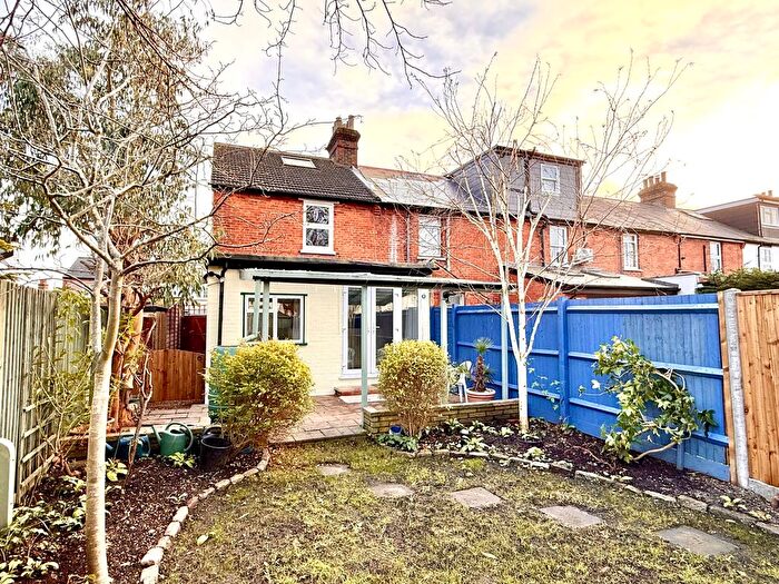 3 Bedroom Semi-Detached House To Rent In Horton Hill, Epsom, KT19