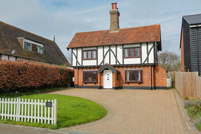 4 Bedroom Detached House For Sale In Conyngham Lane, Canterbury, CT4