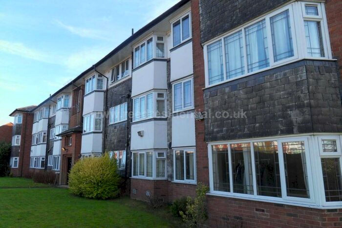2 Bedroom Flat To Rent In Gibbins Road, Selly Oak, B29