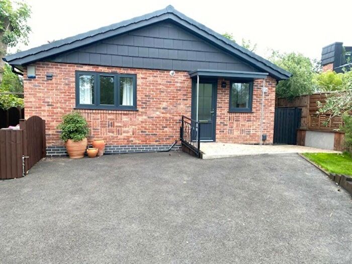 2 Bedroom Detached Bungalow To Rent In East Bawtry Road, Brecks, S60