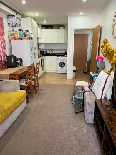 1 Bedroom Flat To Rent In -, Ley Street, Ilford, IG2