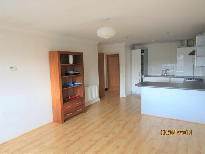 2 Bedroom Flat For Sale In Manor Road, Harrow, HA1