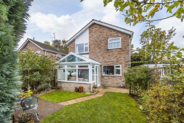 3 Bedroom Detached House For Sale In Ridgeway Close, Farnsfield, NG22