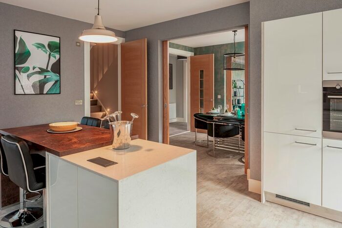 5 Bedroom Detached House For Sale In Stewart Gardens, Calico Road, Glasgow, G77
