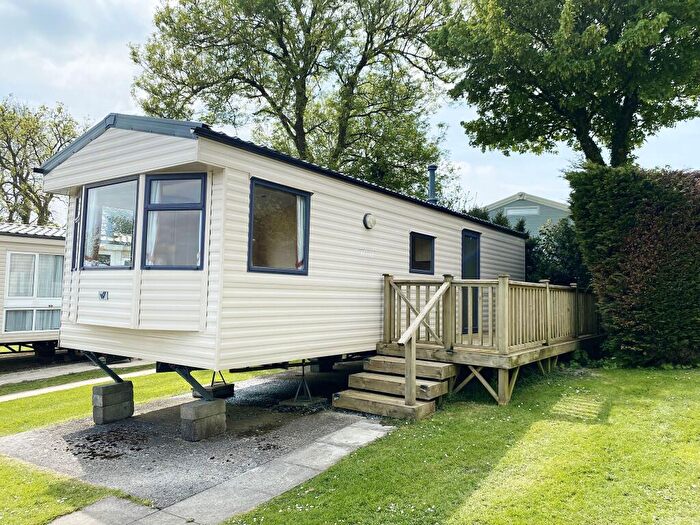 2 Bedroom Caravan For Sale In , Narberth, SA67