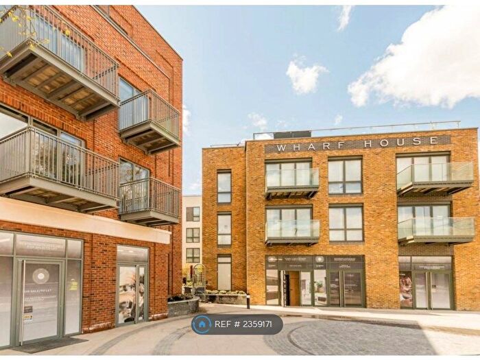 1 Bedroom Flat To Rent In Wharf House, Twickenham, TW1