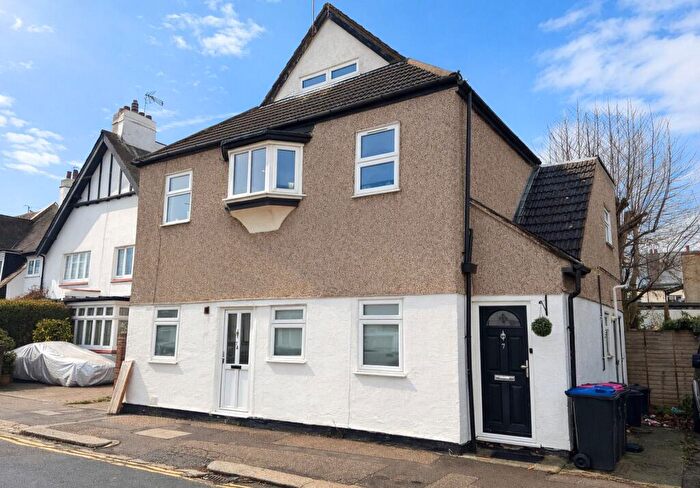 2 Bedroom Flat To Rent In Nelson Drive, Leigh-on-Sea, SS9