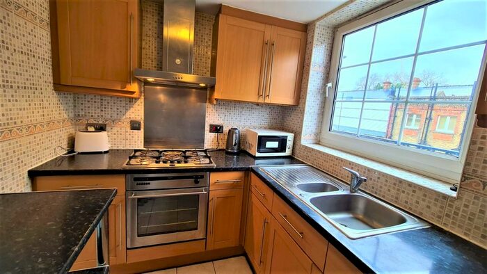 2 Bedroom Flat To Rent In St. Ann's Road, London, N15