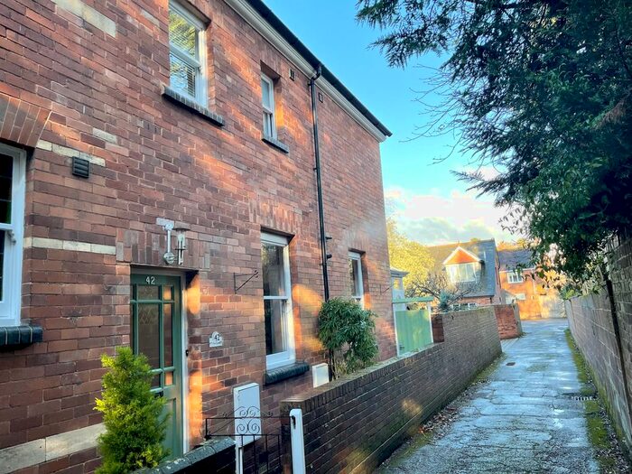 2 Bedroom Semi-Detached House To Rent In Prospect Park, Exeter, EX4