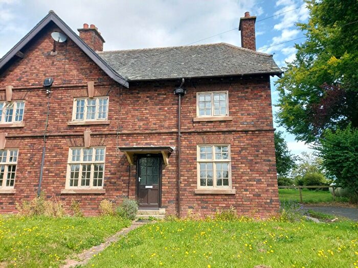 4 Bedroom Semi-Detached House To Rent In , HR4