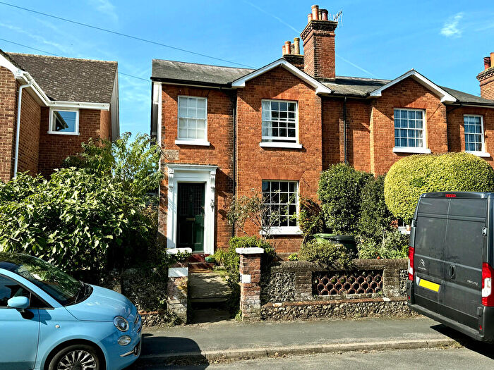 3 Bedroom Semi-Detached House To Rent In Howard Road, Dorking, RH4