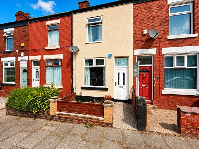 2 Bedroom Terraced House For Sale In Courthill Street, Offerton, Stockport, SK1