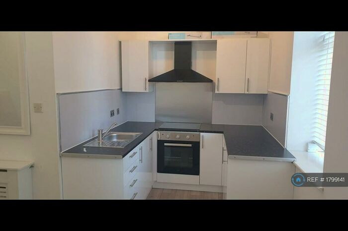 Studio To Rent In Ocean Court, Bournemouth, BH1
