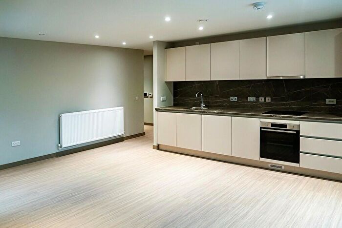 2 Bedroom Apartment To Rent In Canleriggs, Glasgow, G1