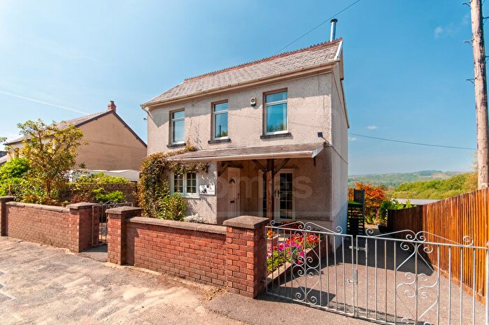 3 Bedroom Detached House For Sale In Gorsafle, Ystradgynlais, Swansea, SA9