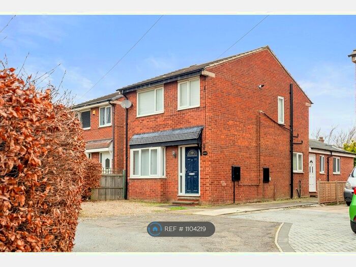 3 Bedroom Detached House To Rent In Pentland Way, Leeds, LS27