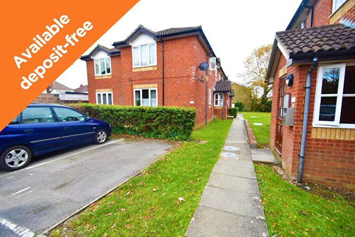 Flat To Rent In North East Road, Sholing, Southampton, Hampshire, SO19