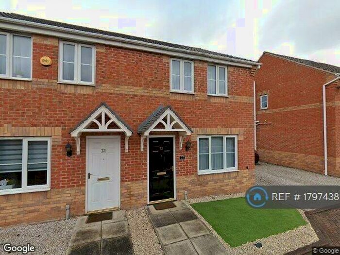 3 Bedroom Semi-Detached House To Rent In Weave Close, Nottingham, NG6