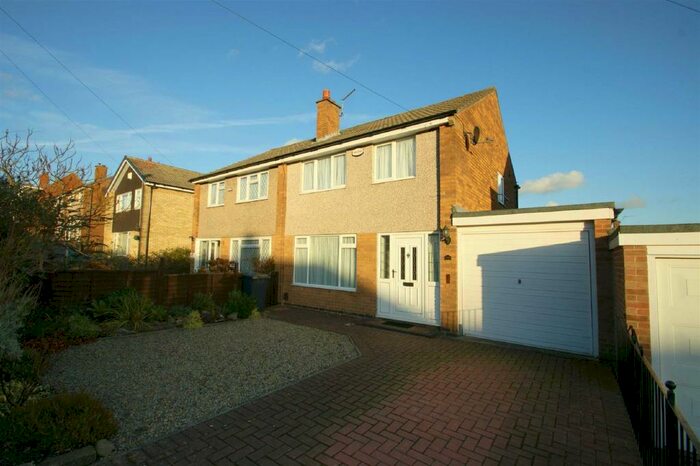 3 Bedroom Semi-Detached House To Rent In Holmwood Avenue, Meanwood, Leeds, LS6