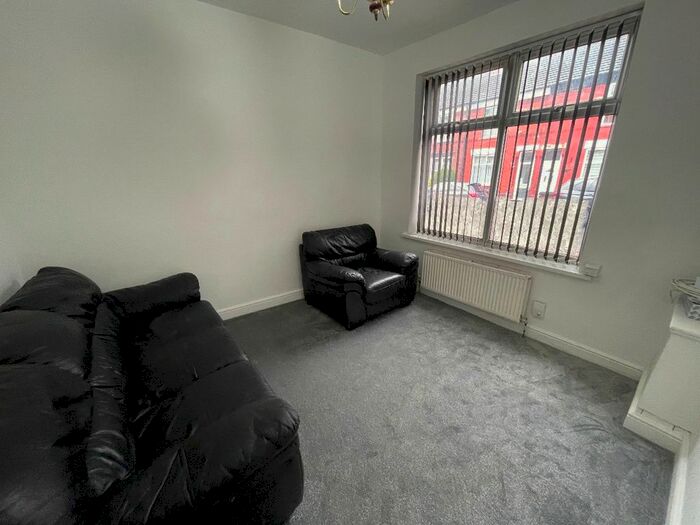3 Bedroom Terraced House To Rent In Guildford Road, Manchester, M19