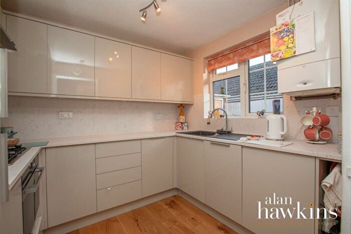 2 Bedroom Detached Bungalow For Sale In Kingsley Avenue, Royal Wootton Bassett, SN4