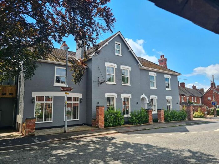 6 Bedroom Detached House For Sale In Main Road, Wyre Piddle, Pershore, Worcestershire, WR10