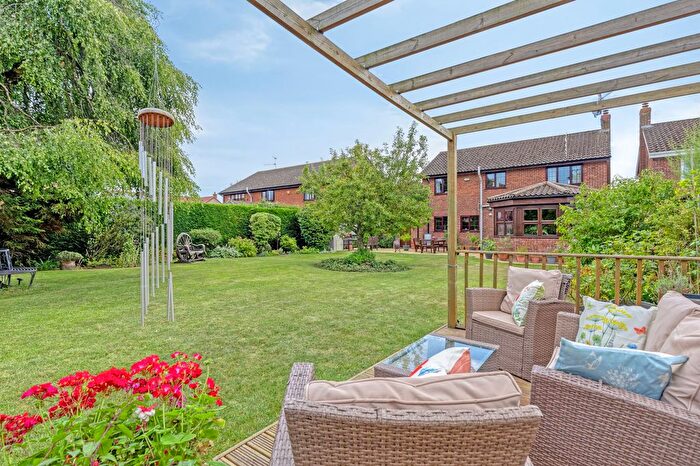 4 Bedroom Detached House For Sale In Lynn Road, Gayton, King's Lynn, PE32