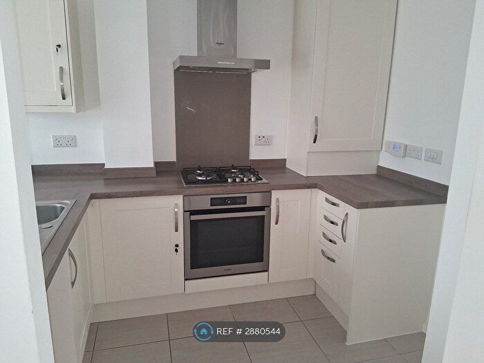 2 Bedroom Flat To Rent In St Marys Way, Liverpool, L7