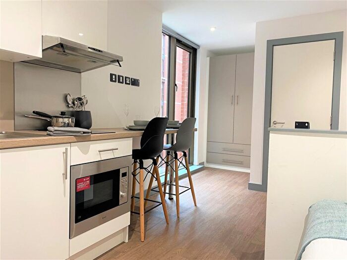 1 Bedroom Flat To Rent In Nelson Street, Belfast, BT15
