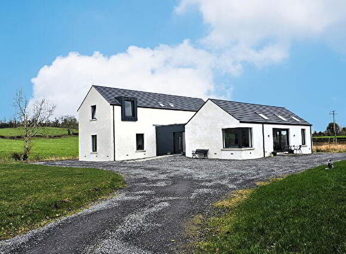 5 Bedroom Detached House For Sale In Loop Road, Newtownbutler, BT92