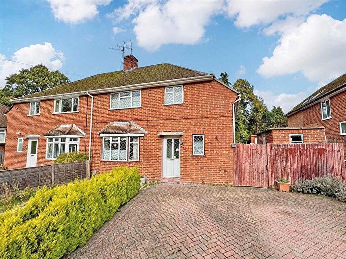 3 Bedroom Semi Detached House For Sale In Elizabeth Drive, Church Crookham, Fleet, GU52