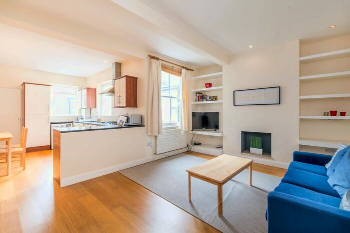 2 Bedroom Flat To Rent In Upcerne Road, Chelsea, London, SW10