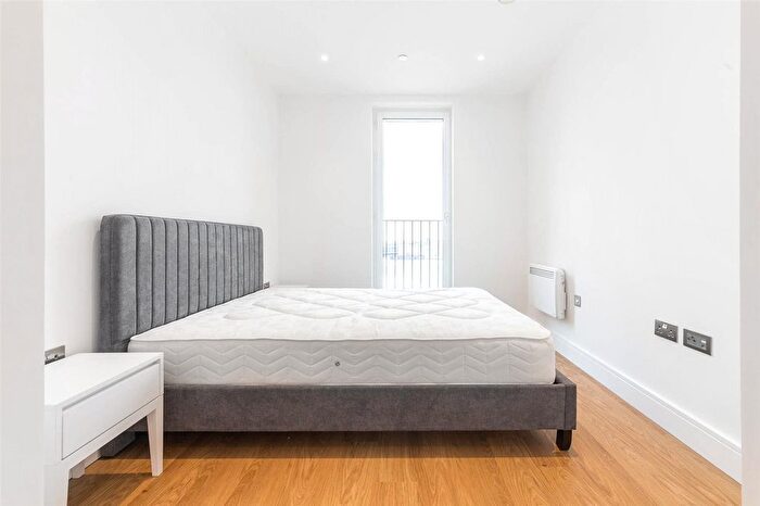 1 Bedroom Flat For Sale In East Timber Yard, Pershore Street, Birmingham, B5