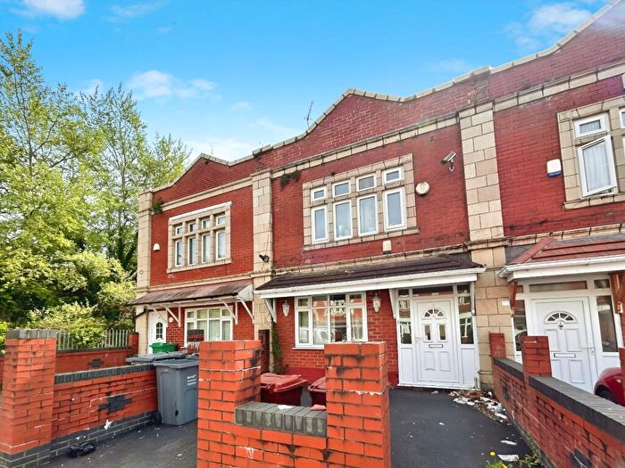7 Bedroom Terraced House To Rent In Kingswood Road, Manchester, M14
