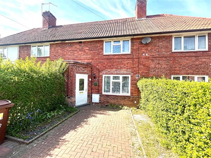 2 Bedroom Property To Rent In Manton Crescent, Beeston, Nottingham, NG9