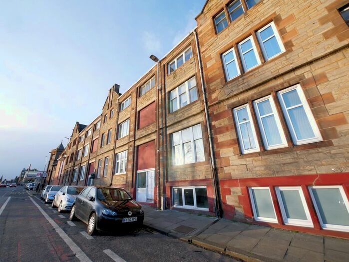 2 Bedroom Flat To Rent In London Road, Abbeyhill, Edinburgh, EH7