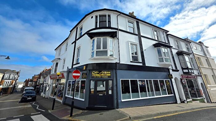 2 Bedroom Flat For Sale In Pier Street, Sandown, Isle Of Wight, PO36