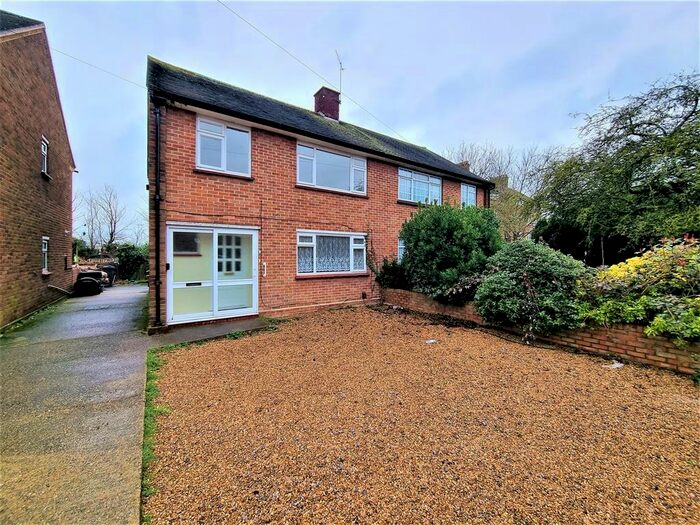 3 Bedroom Semi-Detached House To Rent In Oxford Way, Feltham, TW13