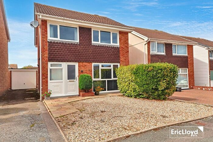 3 Bedroom Detached House For Sale In Ashburn Walk, Paignton, TQ4