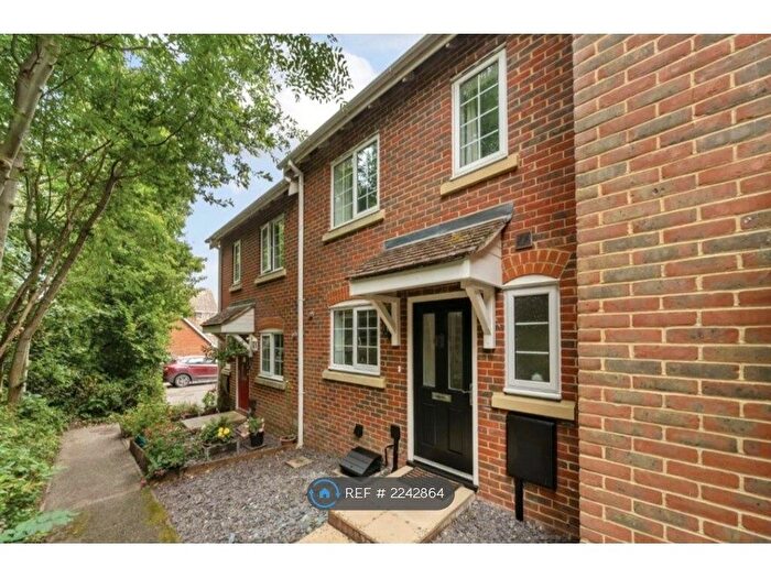 3 Bedroom Terraced House To Rent In Swaffer Way, Ashford, TN23