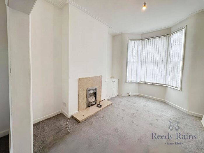 3 Bedroom Apartment To Rent In Daisy Street, Liverpool, Merseyside, L5