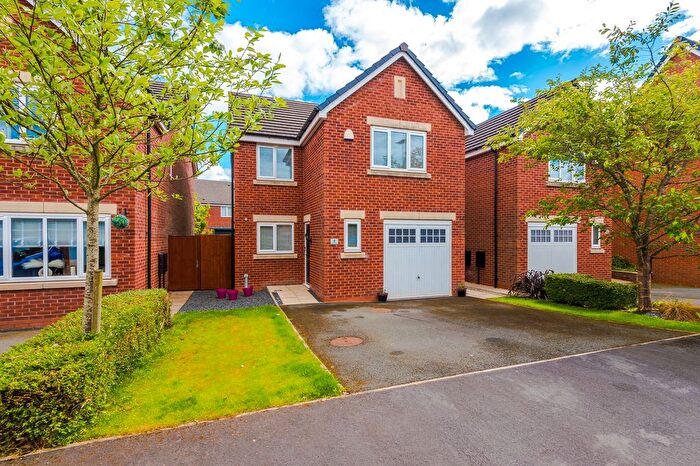 4 Bedroom Detached House For Sale In Beckfield Close, Leigh, WN7