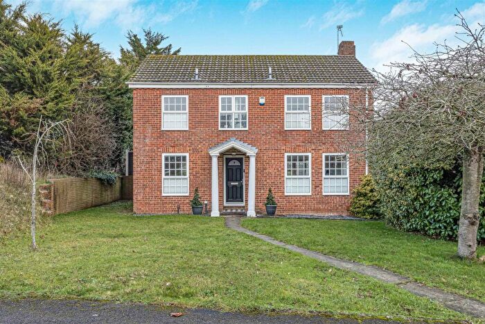 4 Bedroom Detached House For Sale In Balmoral, Cranbrook Estate, Maidenhead, SL6