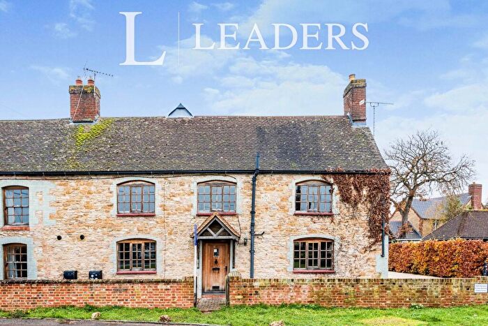 2 Bedroom Semi-Detached House To Rent In Longcot, Faringdon, SN7