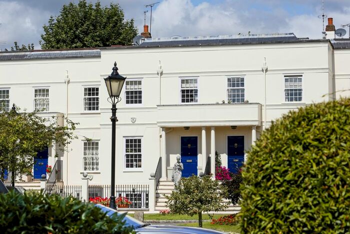 4 Bedroom Terraced House To Rent In Beaufort Close, London, SW15