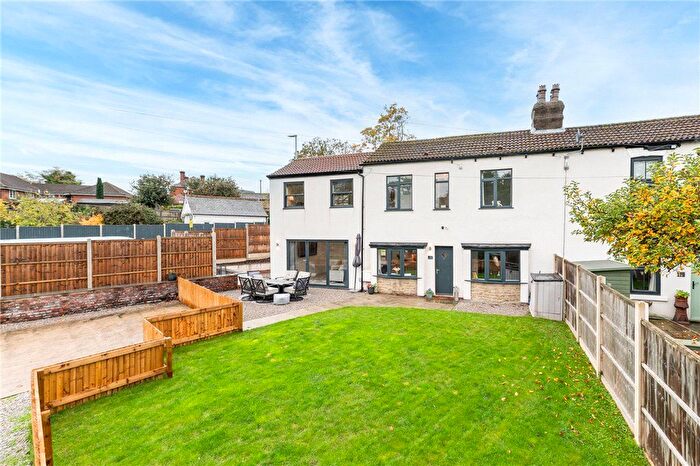 3 Bedroom End Terrace House For Sale In Wakefield Road, Horbury, Wakefield, West Yorkshire, WF4