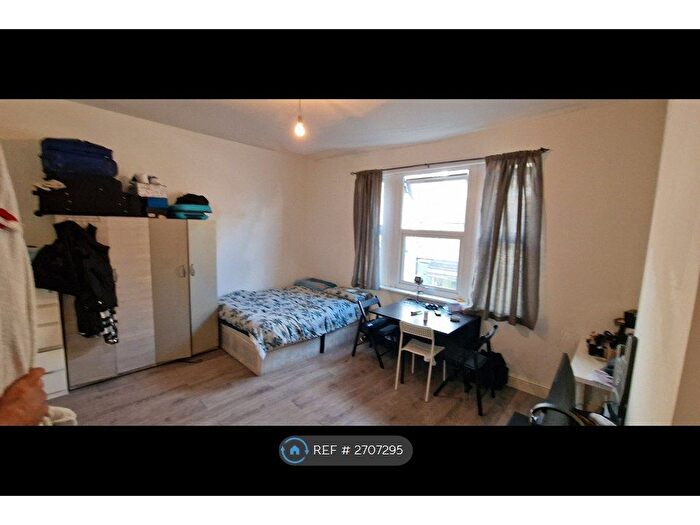 1 Bedroom Flat To Rent In High Road Leyton, London, E10