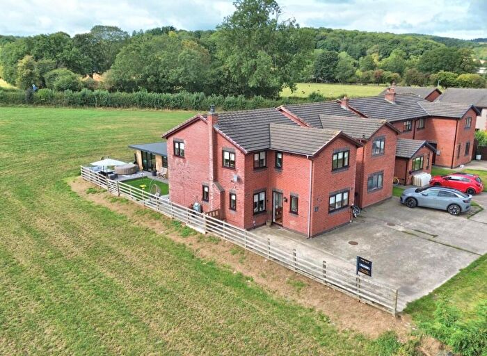 4 Bedroom Detached House For Sale In Maes Derw, Rhewl, Ruthin, LL15