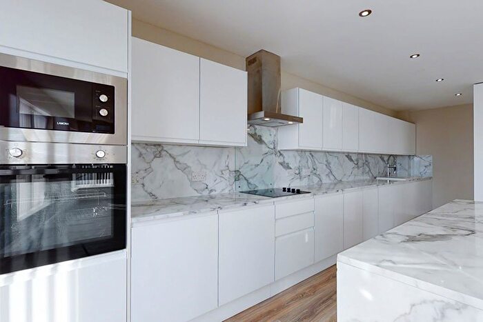 2 Bedroom Flat To Rent In Smithdown Road, Liverpool, L15